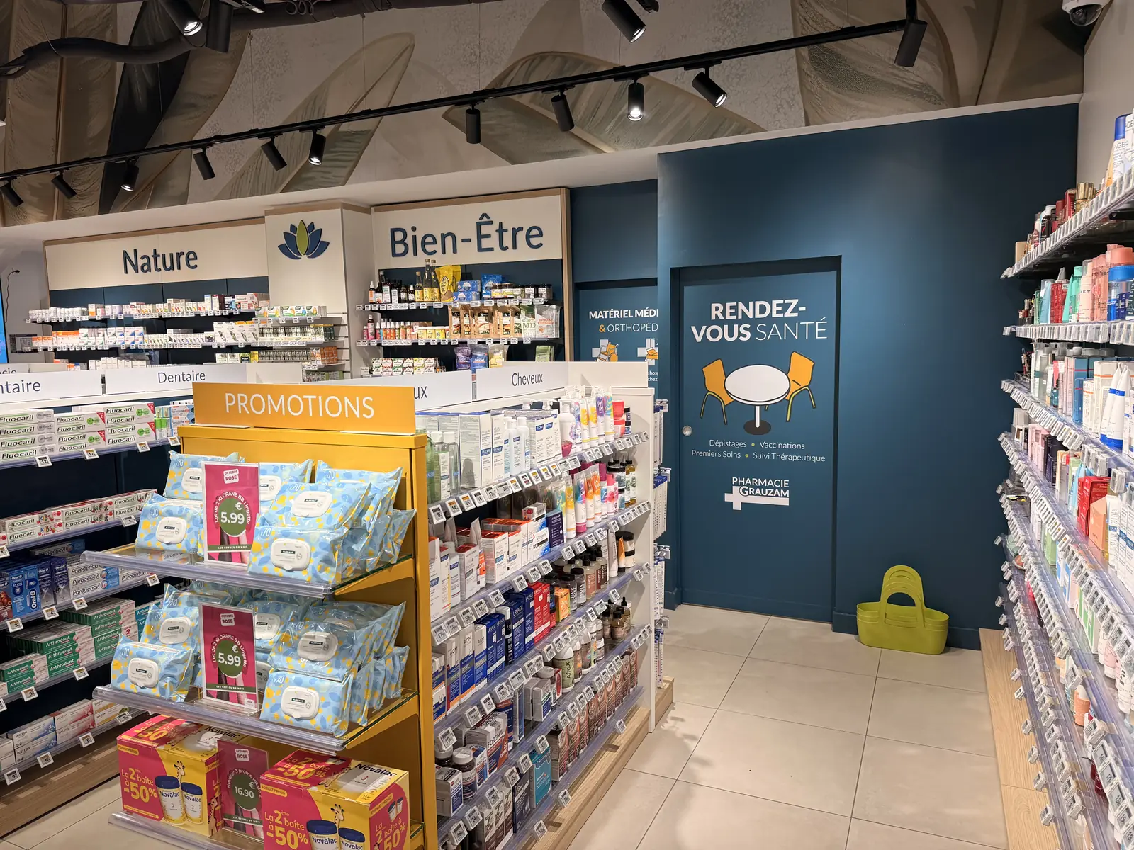 Natural products and wellbeing – Pharmacie Grauzam, Grand Camp, Les Abymes