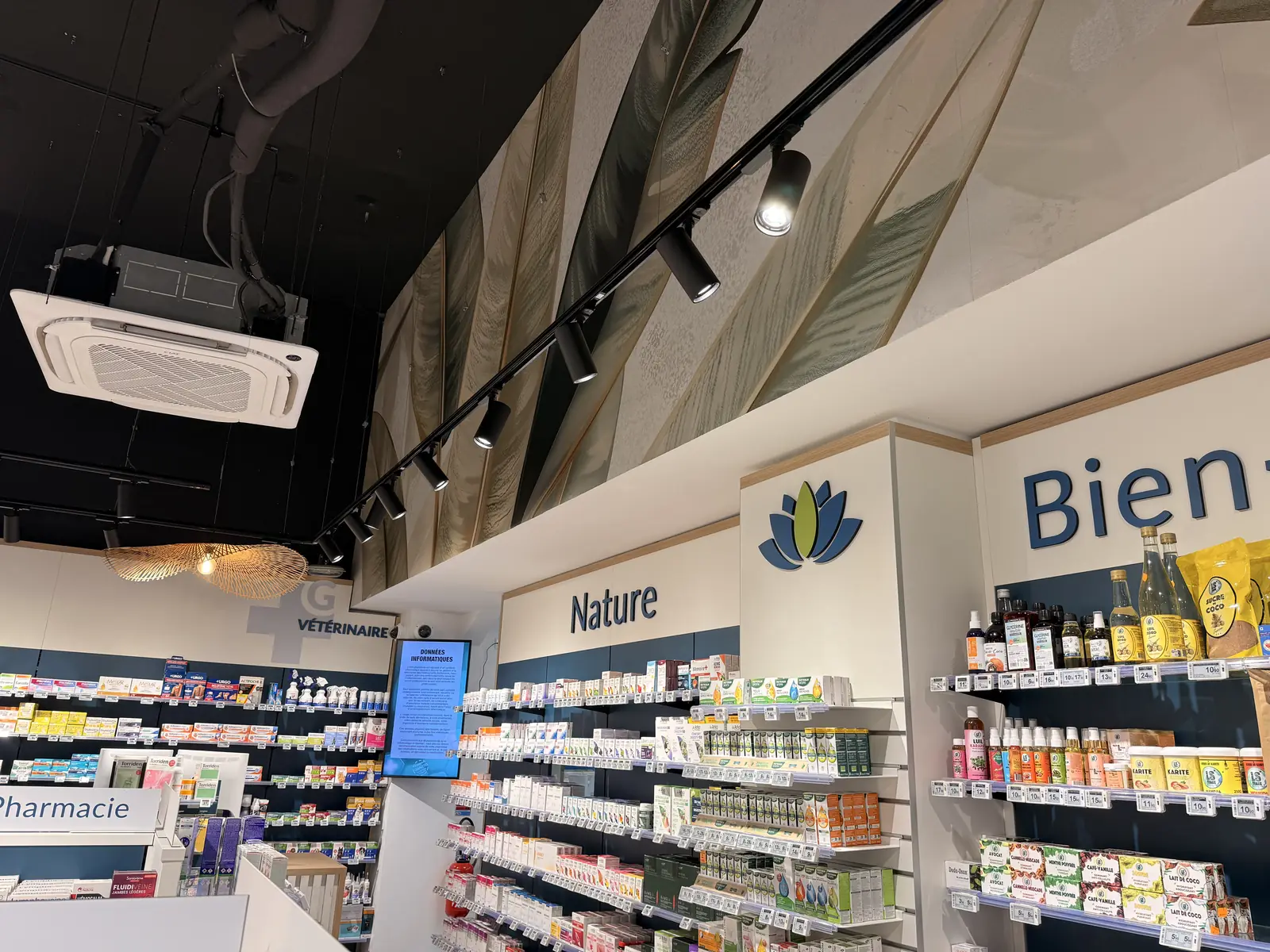 Natural products – Pharmacie Grauzam, Grand Camp, Les Abymes